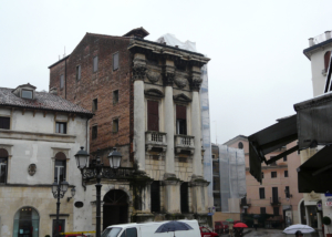 Edificio storico - manutenzione facciata e copertura - CSP e CSE- Vicenza